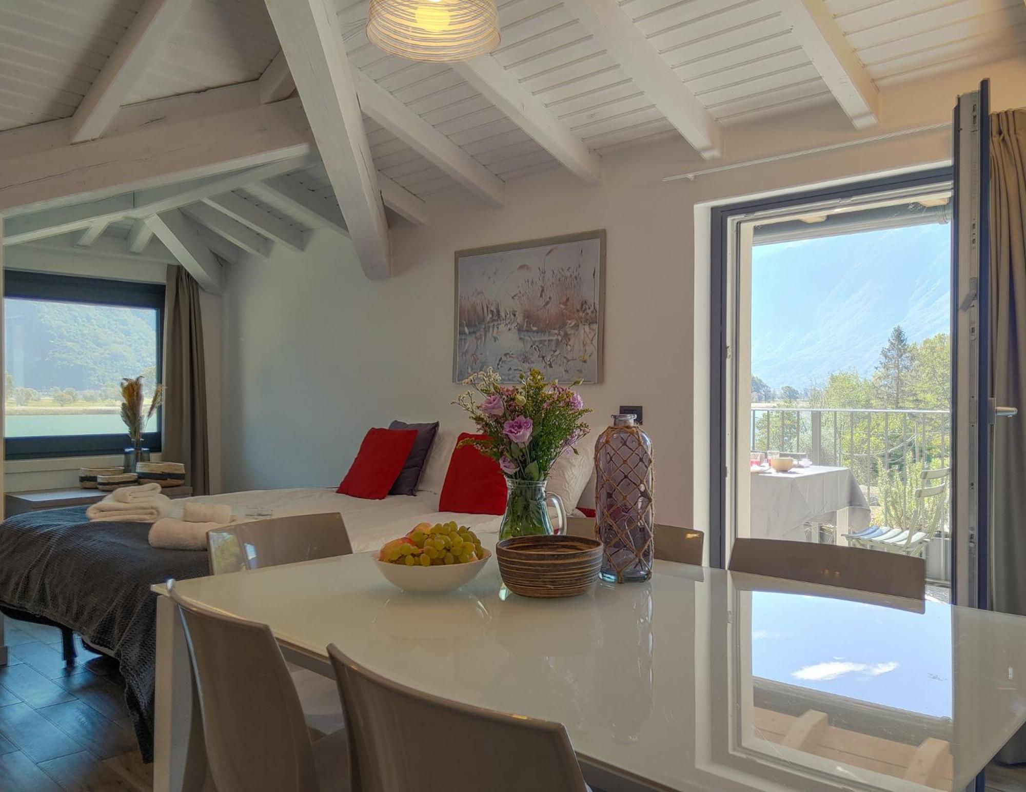Dascio Silence Ferienwohnung Mit Panorama Balkon Екстер'єр фото